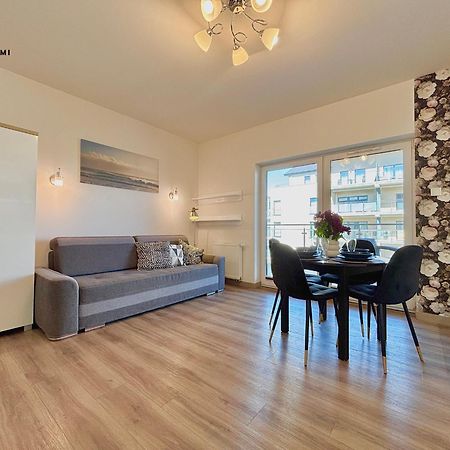 Pod Brzozami Apartamenty 5 Morz Устроне-Морске Экстерьер фото